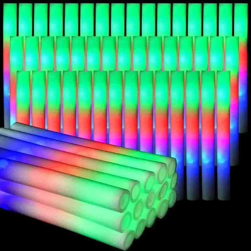 Flashing Led Foam Sticks Party - 30本入りフォームグロースティック、3つのモード搭載、カラフルなLEDフラッシュグロースティック、暗闇で光るパーティー用品、結婚式、レイブ、コンサート用