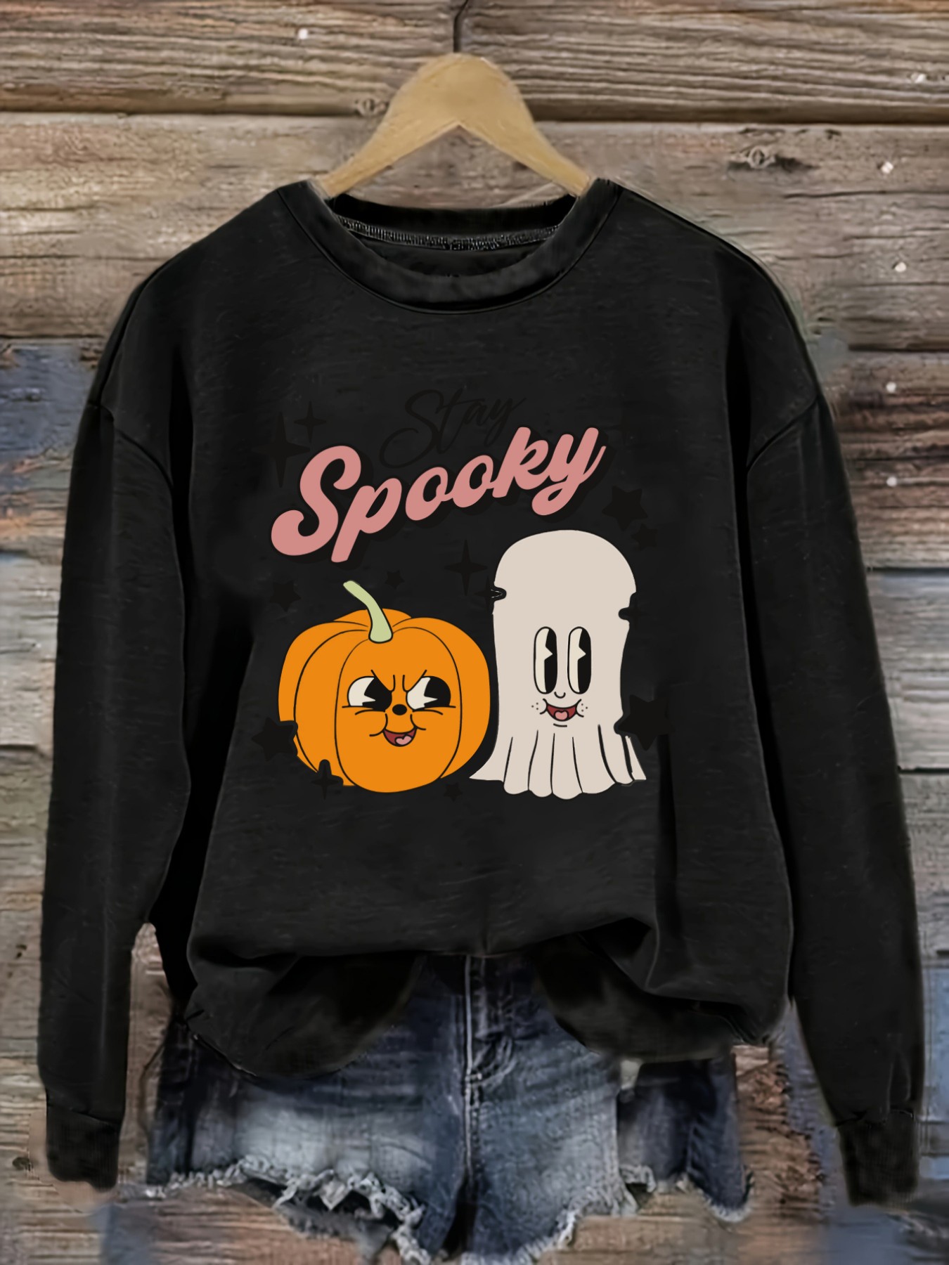 Costumes - レディースカジュアル長袖クルーネックTシャツ、スティーカイ・スプーキー・パンプキン・ゴースト・スターズデザイン、ラウンドネック婦人服、洗濯機で洗える、やや伸縮性あり、ゆったりフィット、春・秋・冬用レディースTシャツ、ハロウィンコスチューム衣装
