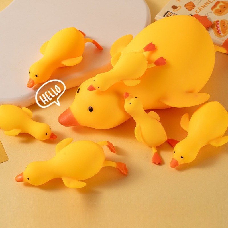スクイッシーな抗ストレスアヒルフィジェットトイ、かわいいガチ - Novelty Gifts のレビューと価格