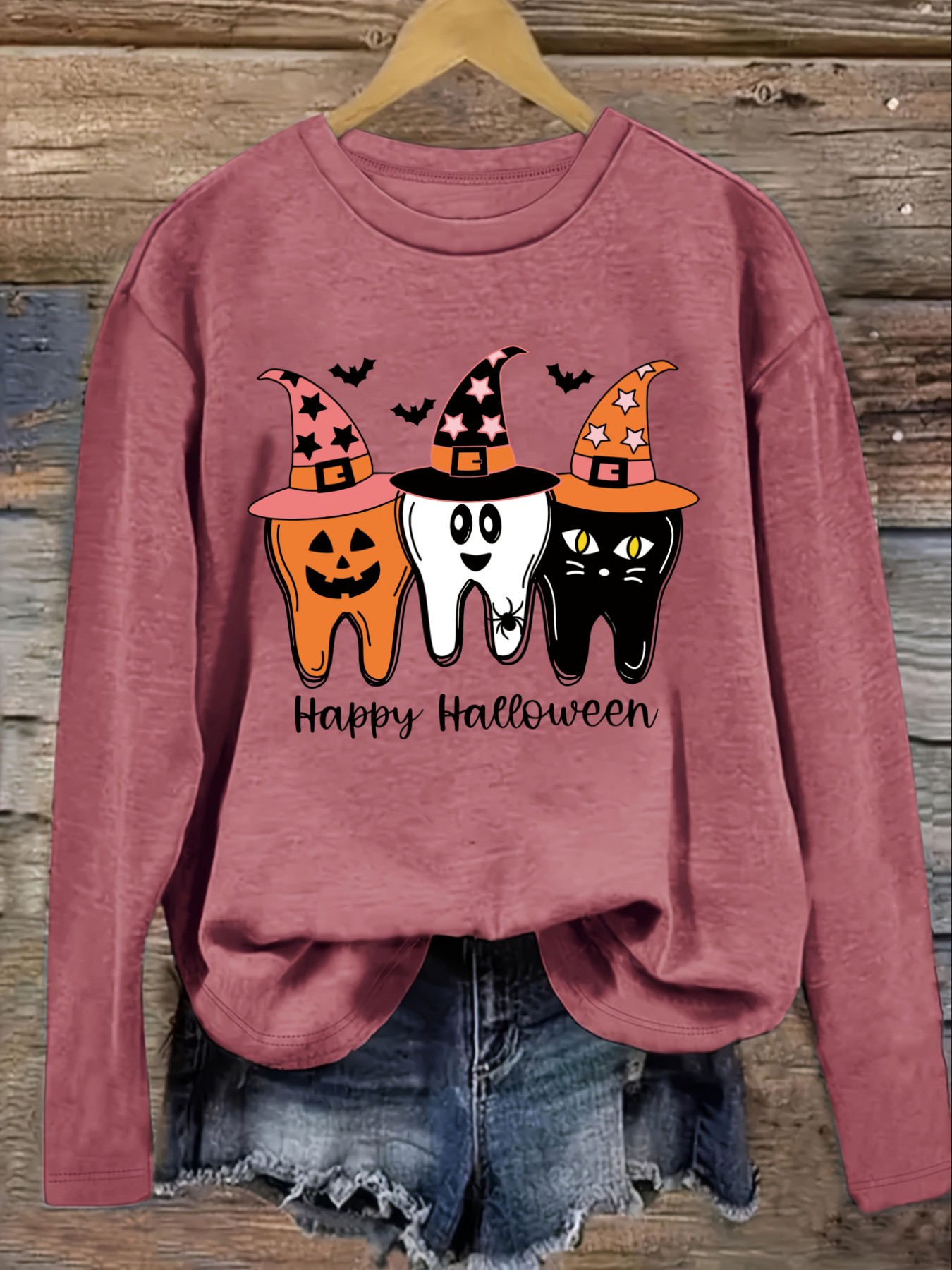 レディースカジュアル長袖クルーネックTシャツ、ハッピーハロウ - Costumes のレビューと価格