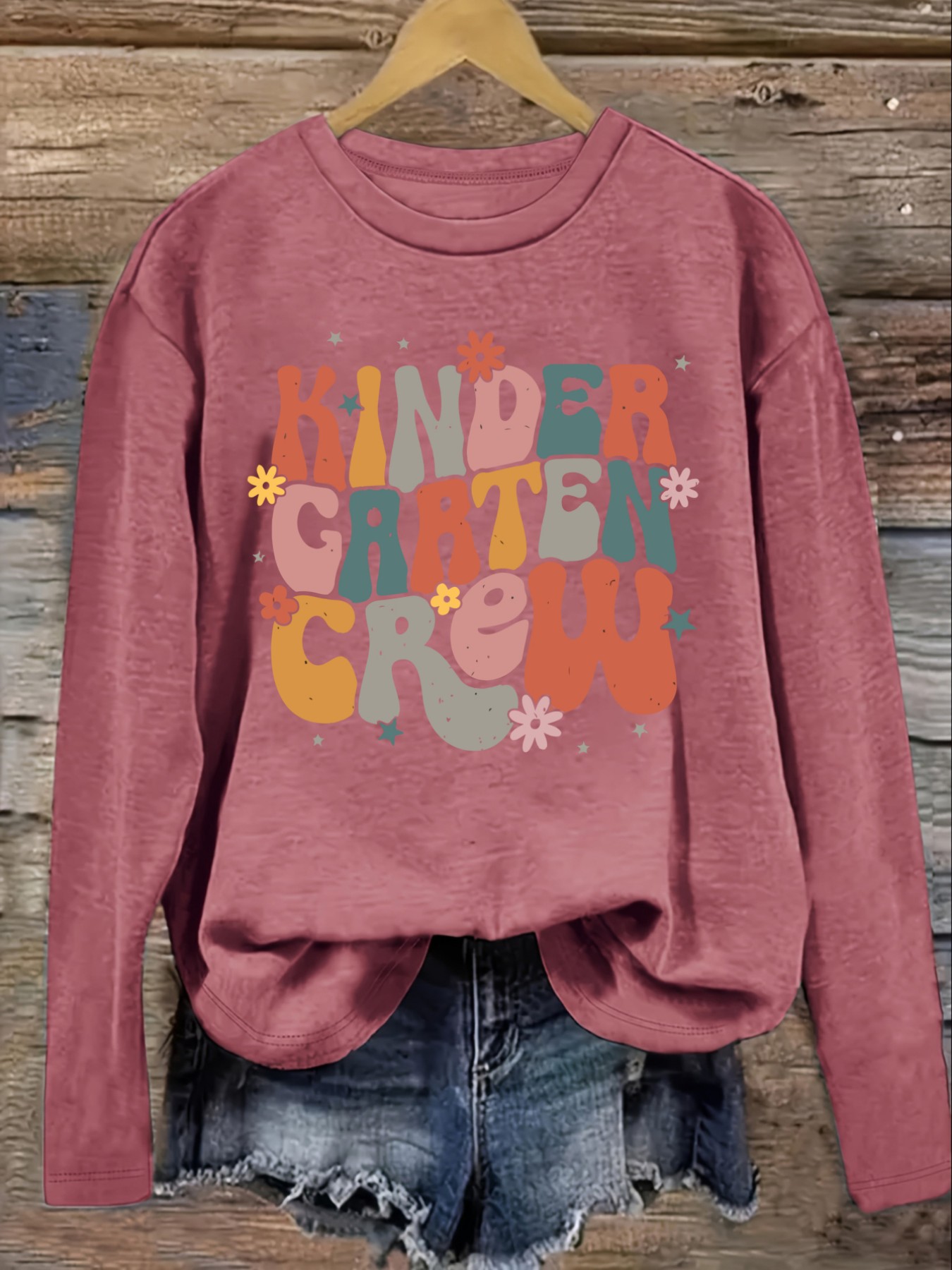 レディースカジュアル長袖クルーネックTシャツ、幼稚園児向け花 - Costumes のレビューと価格